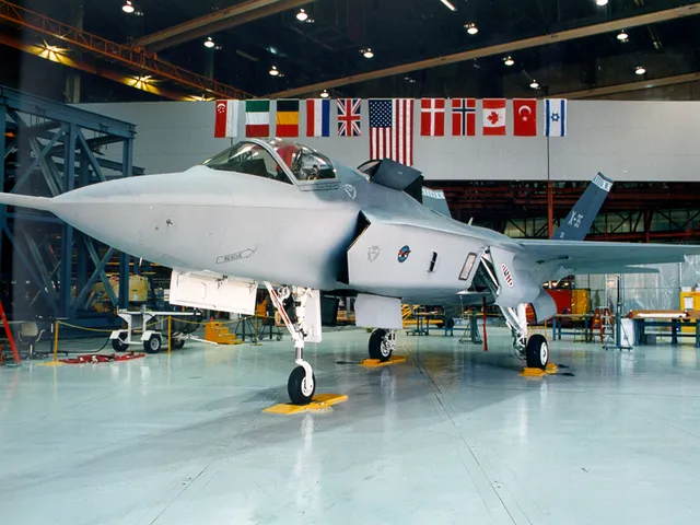 Intercomp_ACLP_Action2